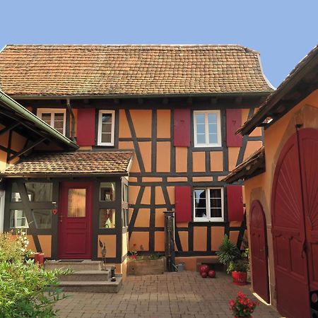 フェンデンハイム La Cour Des Amis Bed & Breakfast エクステリア 写真