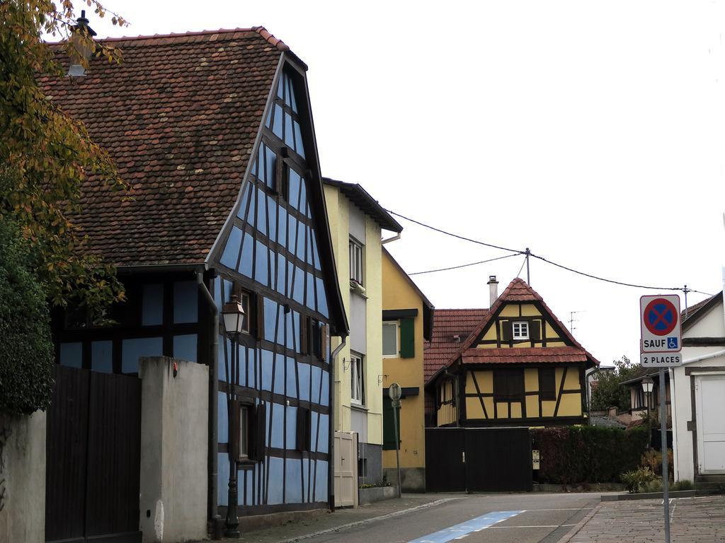 フェンデンハイム La Cour Des Amis Bed & Breakfast エクステリア 写真
